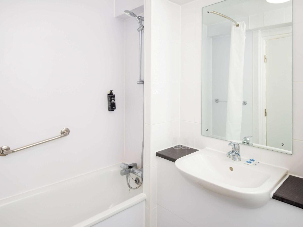 Ibis Budget Stansted Bishops Stortford Birchanger المظهر الخارجي الصورة